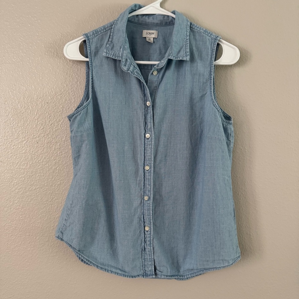 J. Crew Women's Blue Button Down Sleeveless Top